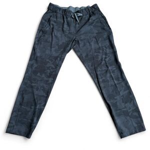 Lululemon women’s black/grey camo joggers with pockets and drawstring Size 8